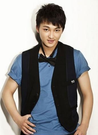 演员邱爽结婚了吗,揭秘演员邱爽的甜蜜婚事